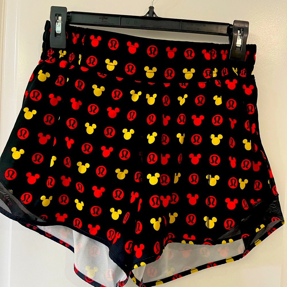 Disney x lululemon hotty hot high rise short
